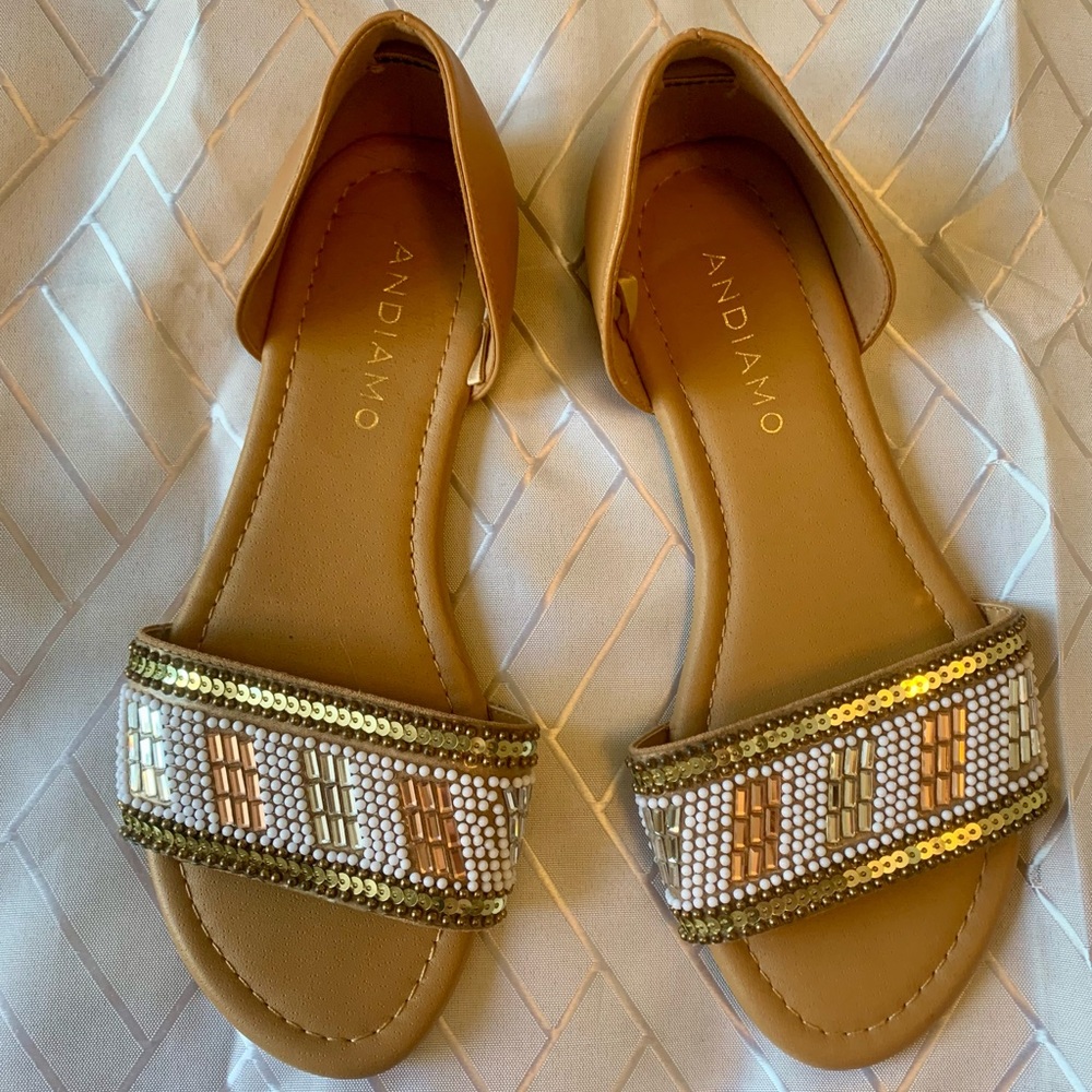 EUC beaded d’orsay style flat neutral tan shiny beach vacation sandal shoe 6 - Picture 5 of 5
